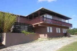 4 Bedrooms 4 Bathrooms, House for Private in Mandeville