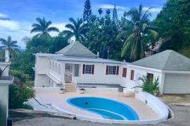 7 Bedrooms 5 Bathrooms, House for Sale in Montego Bay