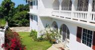 7 Bedrooms 5 Bathrooms, House for Sale in Montego Bay