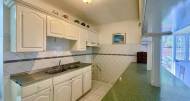 4 Bedrooms 3 Bathrooms, House for Sale in Kingston 6