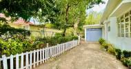 4 Bedrooms 3 Bathrooms, House for Sale in Kingston 6