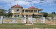 5 Bedrooms 5 Bathrooms, House for Sale in Duncans