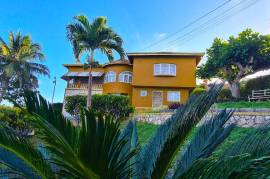 6 Bedrooms 6 Bathrooms, House for Sale in Mandeville