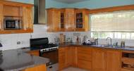 5 Bedrooms 4 Bathrooms, House for Sale in White House WD