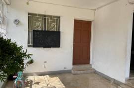 4 Bedrooms 2 Bathrooms, House for Sale in Kingston 19