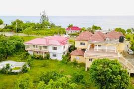 6 Bedrooms 4 Bathrooms, House for Sale in White House WD