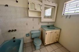 4 Bedrooms 4 Bathrooms, House for Sale in Kingston 6