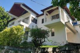 6 Bedrooms 5 Bathrooms, House for Sale in Kingston 19