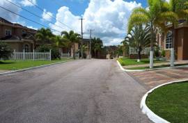 3 Bedrooms 4 Bathrooms, House for Sale in Mandeville