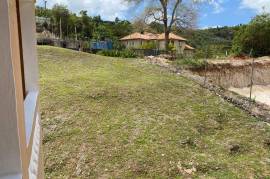 4 Bedrooms 3 Bathrooms, House for Sale in Kingston 19