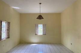 4 Bedrooms 3 Bathrooms, House for Sale in Kingston 19