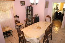 7 Bedrooms 4 Bathrooms, House for Sale in Mandeville