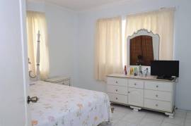 7 Bedrooms 4 Bathrooms, House for Sale in Mandeville