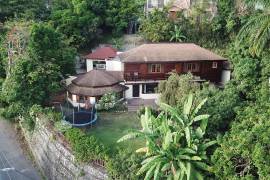 3 Bedrooms 4 Bathrooms, House for Sale in Kingston 6