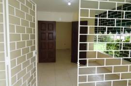 4 Bedrooms 2 Bathrooms, House for Sale in Kingston 6