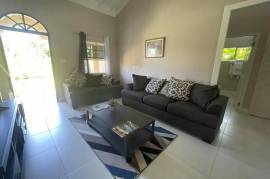 3 Bedrooms 2 Bathrooms, House for Sale in Boscobel