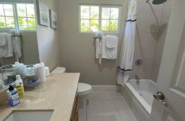 3 Bedrooms 2 Bathrooms, House for Sale in Boscobel