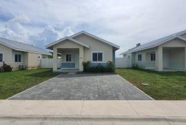 2 Bedrooms 2 Bathrooms, House for Sale in Lucea