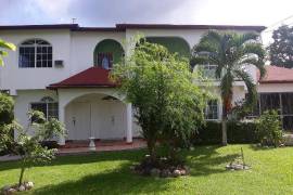 6 Bedrooms 5 Bathrooms, House for Sale in Tower Isle