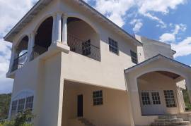 5 Bedrooms 6 Bathrooms, House for Sale in Duncans