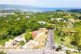 7 Bedrooms 5 Bathrooms, House for Sale in Montego Bay