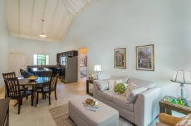 4 Bedrooms 3 Bathrooms, House for Sale in Tower Isle