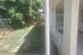 4 Bedrooms 3 Bathrooms, House for Sale in Kingston 10