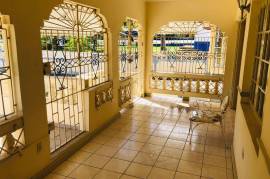 10 Bedrooms 6 Bathrooms, House for Sale in Mandeville