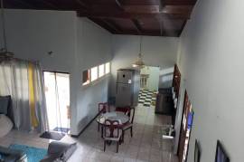 5 Bedrooms 4 Bathrooms, House for Sale in Kingston 19