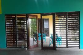 4 Bedrooms 4 Bathrooms, House for Sale in Mandeville