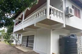 6 Bedrooms 5 Bathrooms, House for Sale in May Pen