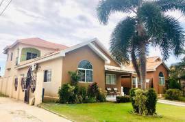 5 Bedrooms 3 Bathrooms, House for Sale in Greater Portmore