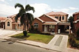 5 Bedrooms 3 Bathrooms, House for Sale in Greater Portmore