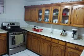 4 Bedrooms 3 Bathrooms, House for Sale in Kingston 6