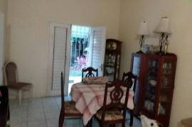 4 Bedrooms 3 Bathrooms, House for Sale in Kingston 6