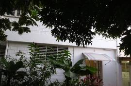 4 Bedrooms 3 Bathrooms, House for Sale in Kingston 6