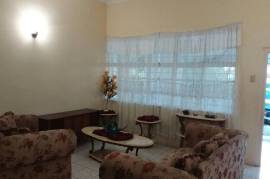 4 Bedrooms 3 Bathrooms, House for Sale in Kingston 6