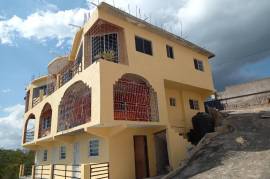 7 Bedrooms 5 Bathrooms, House for Sale in Red Hills