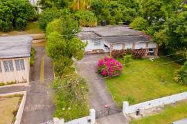 5 Bedrooms 5 Bathrooms, House for Sale in Kingston 6