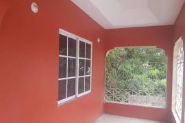 6 Bedrooms 3 Bathrooms, House for Sale in Old Harbour