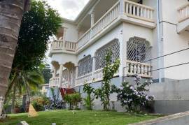 10 Bedrooms 6 Bathrooms, House for Sale in Mandeville