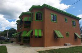 6 Bedrooms 4 Bathrooms, House for Sale in Pepper