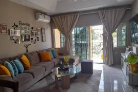 8 Bedrooms 6 Bathrooms, House for Sale in Greater Portmore