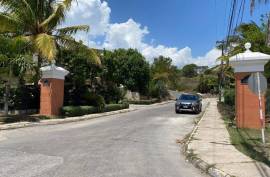 6 Bedrooms 5 Bathrooms, House for Sale in Spanish Town