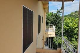 4 Bedrooms 4 Bathrooms, House for Sale in Kingston 8