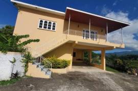 4 Bedrooms 4 Bathrooms, House for Sale in Kingston 8