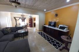 3 Bedrooms 2 Bathrooms, House for Sale in Tower Isle