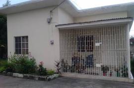 8 Bedrooms 5 Bathrooms, House for Sale in Kingston 8