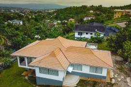 5 Bedrooms 4 Bathrooms, House for Sale in Mandeville