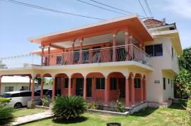 8 Bedrooms 6 Bathrooms, House for Sale in Saint Ann's Bay